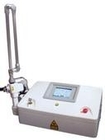 O RF descasca a máquina fracionária do laser do CO2 da remoção do crescimento para o pescoço/a remoção veias da gravidez