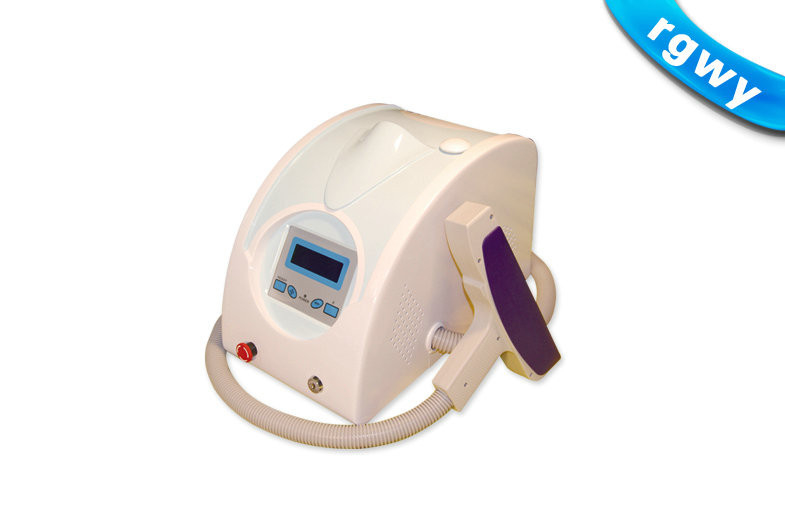Laser portátil do ND YAG do Q-Interruptor para remover a tatuagem preta 1064nm &amp; 532nm